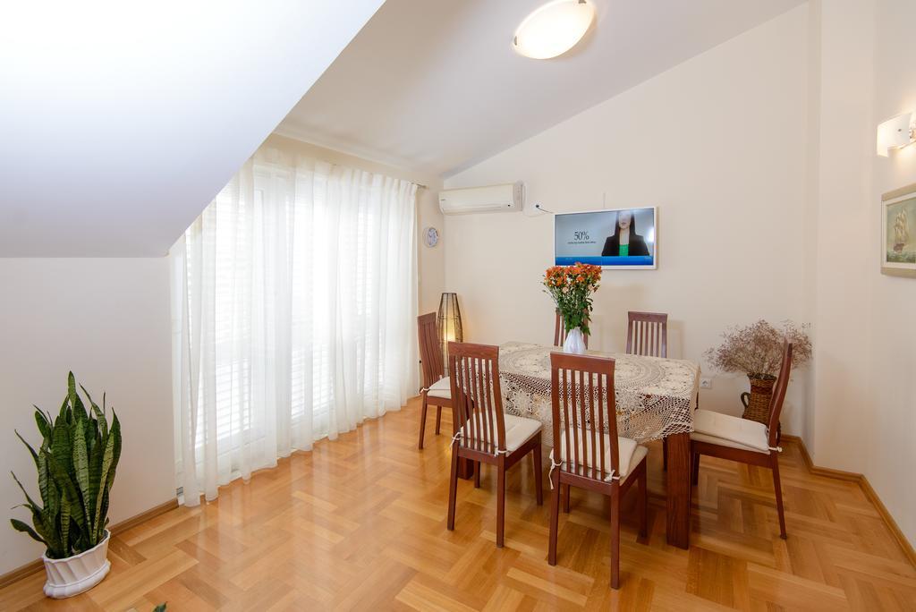 Denis Apartment