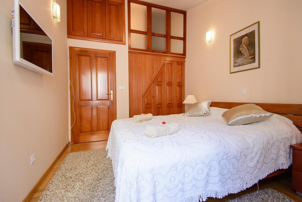 Denis Apartment